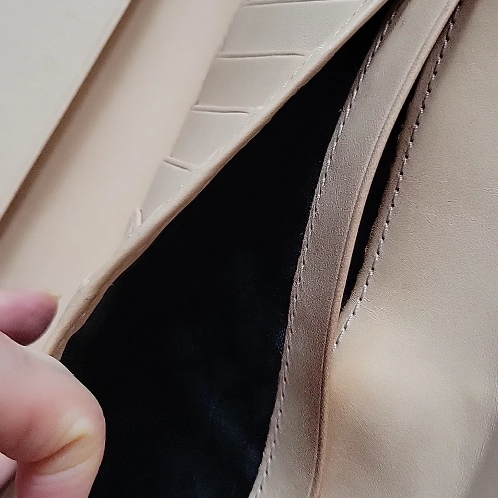 RARE Vintage COACH Leather Trifold Wallet - Picture 8 of 11